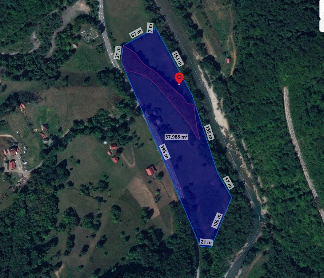 Estate with 350 m of Direct Access to the Tara River, Sjerogošte, Kolašin
